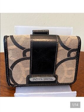 Jaclyn Smith Black/Tan Patterned canvas Small Wallet /black vegan leather trim